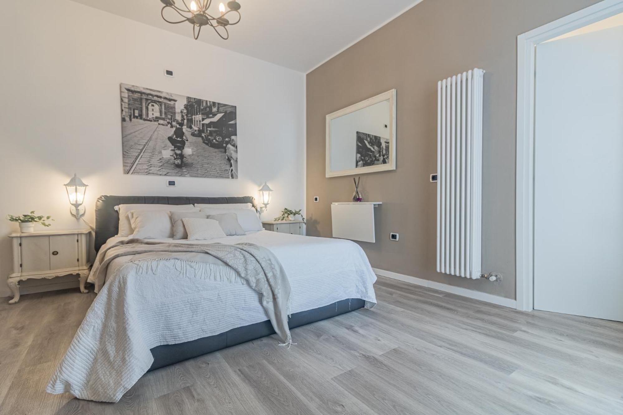 Thea - Centro Storico Bed and Breakfast Monza Exteriör bild